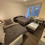 Cozy Apartment City Nightlife