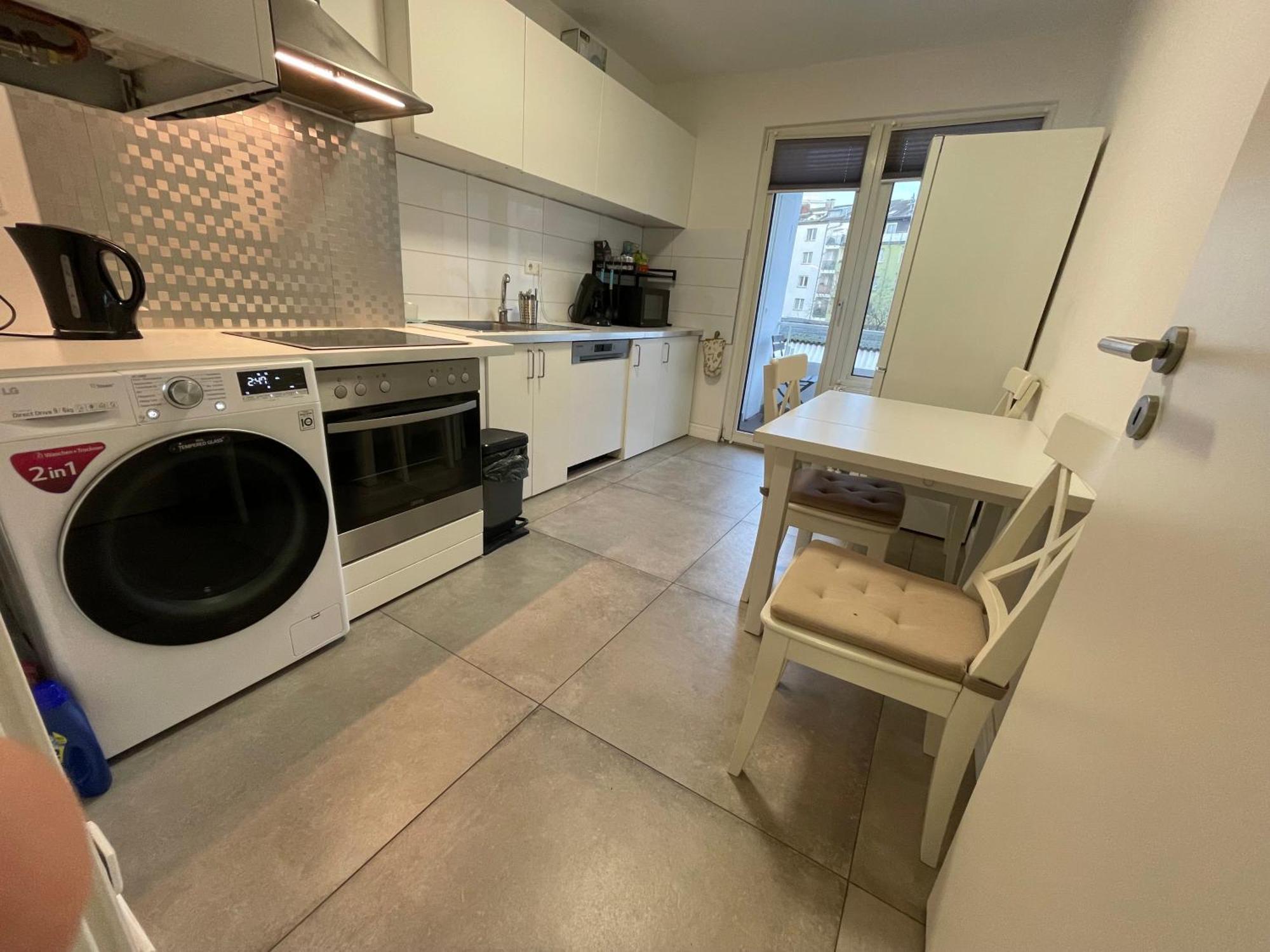 Cozy Nightlife Apartment Düsseldorf